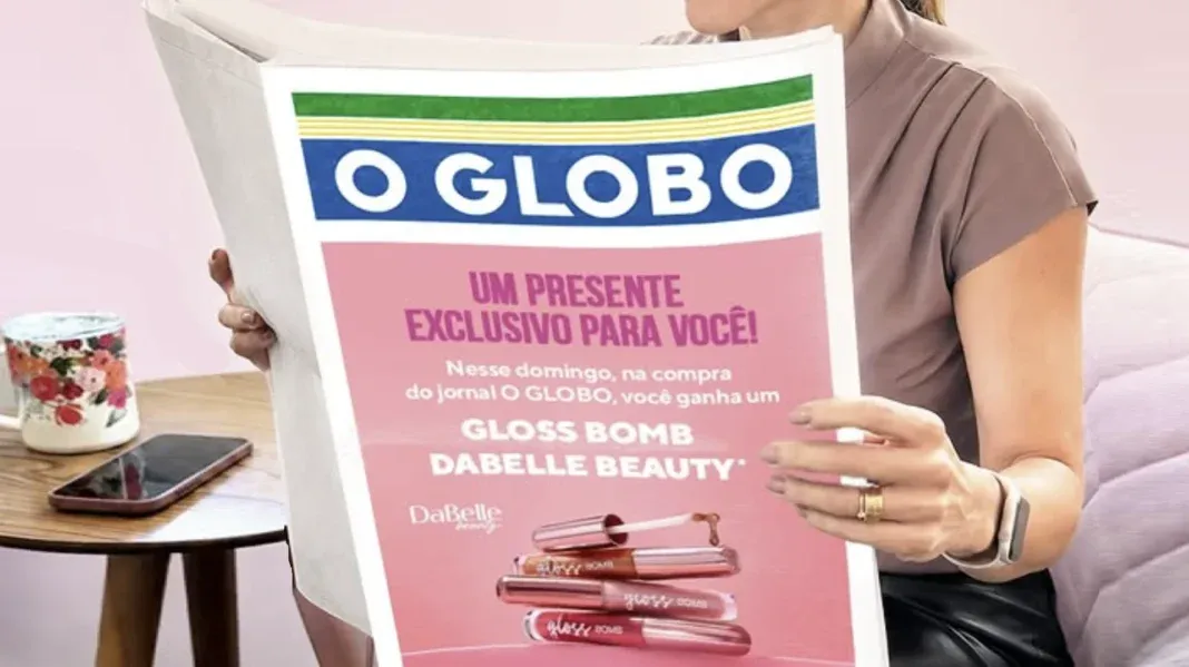 Brinde grátis: Compre e Ganhe DaBelle: Gloss Grátis no Jornal O Globo de Domingo