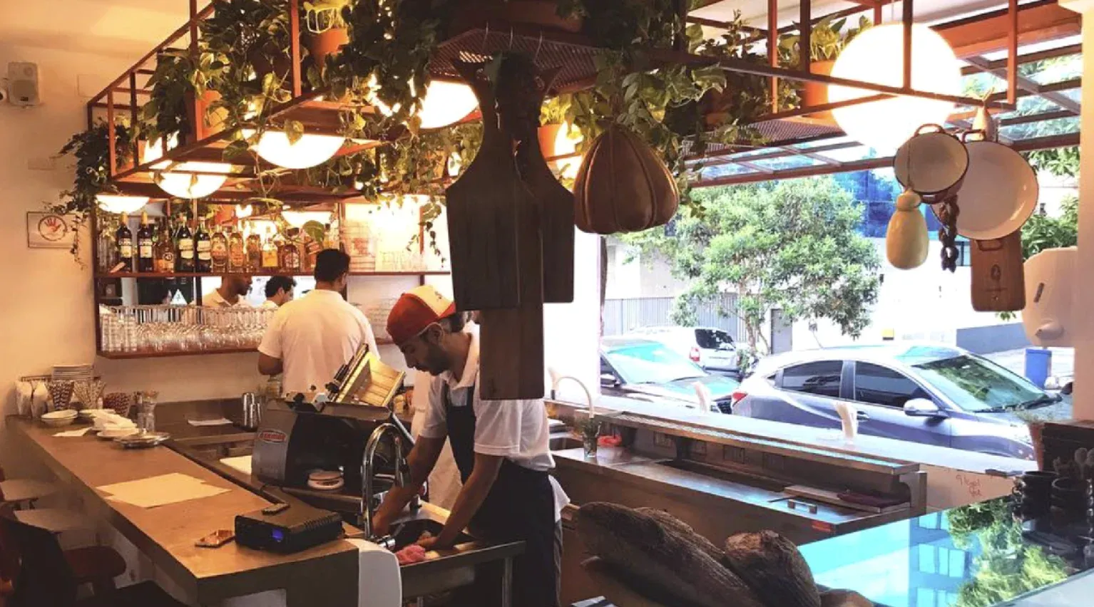 Bar em São Paulo decorado para a ação da Hering