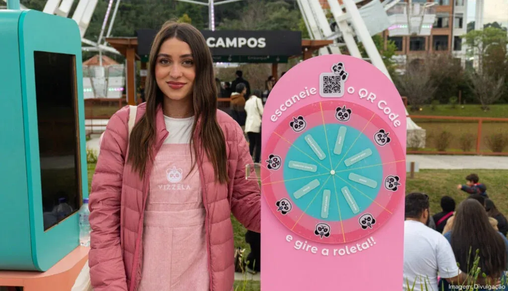Brindes de maquiagem distribuídos na roleta da Vizzela